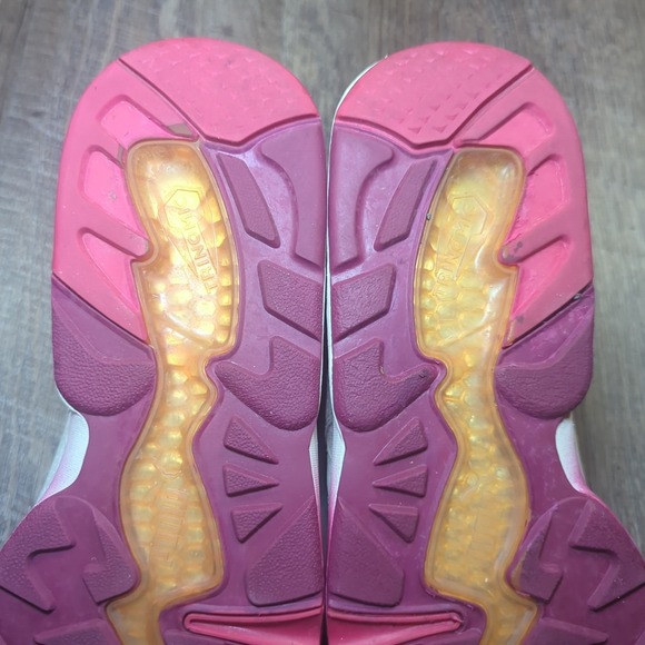 PUMA R698 Low Ronnie Fieg Sakura Kith Cherry Blossom Men's Size 8.5 No Box - Picture 13 of 13